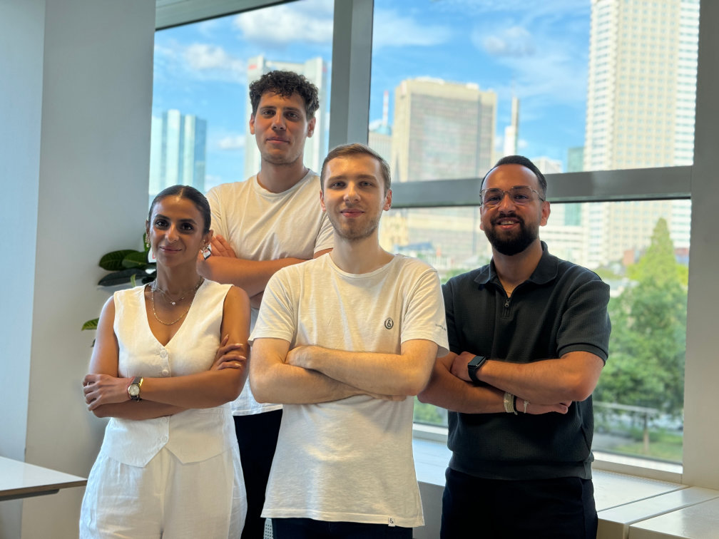 Das PicField Team